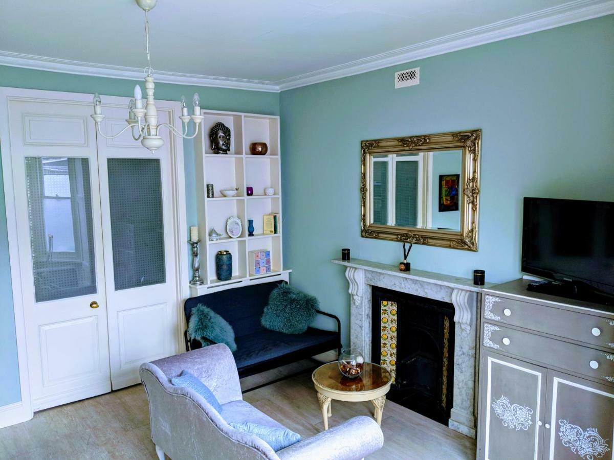 Beautiful One Bedroom Ground Floor Apartment With Parking Exeter Exteriör bild